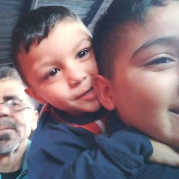 Meet your Posher, Rosendo - Picture 1 of 1